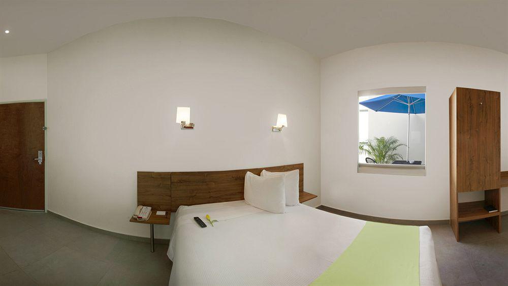 One Playa Del Carmen Hotell Eksteriør bilde